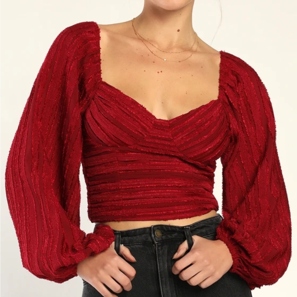 NWT Diva Details Wine Red Textured Pleated Long Sleeve Top